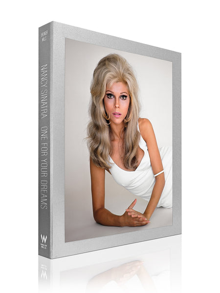 Nancy Sinatra : One For Your Dreams (SILVER Autographed Luxury Edition of 250)