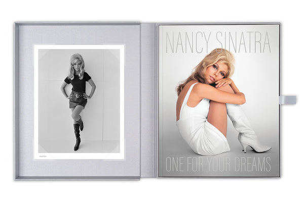 Nancy Sinatra : One For Your Dreams (SILVER Autographed Luxury Edition of 250)